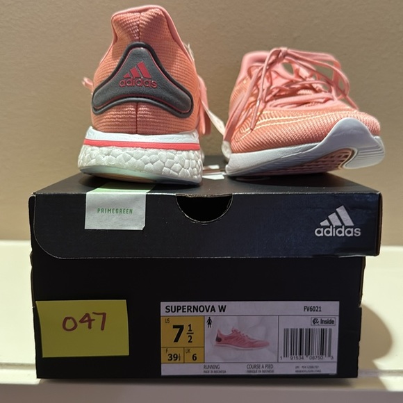 Adidas Supernova Women’s Size 7.5 Running Shoes Salmon Pink FV6021 - Picture 14 of 14